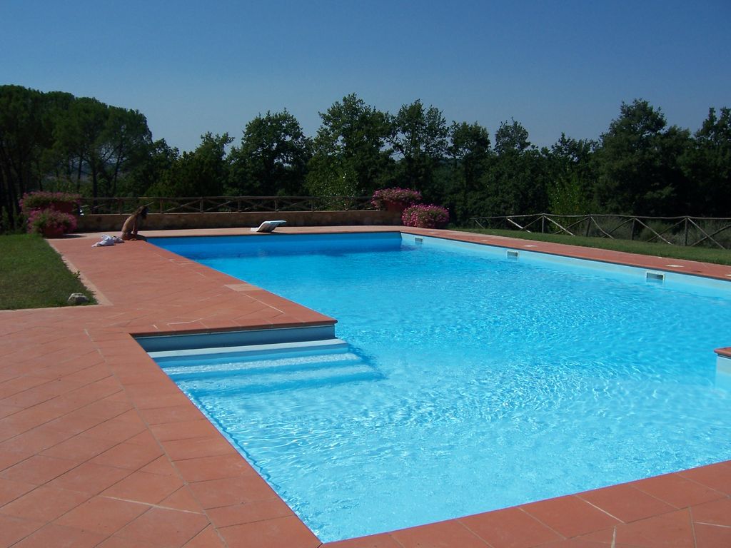 Piscina calda e viste mozzafiato